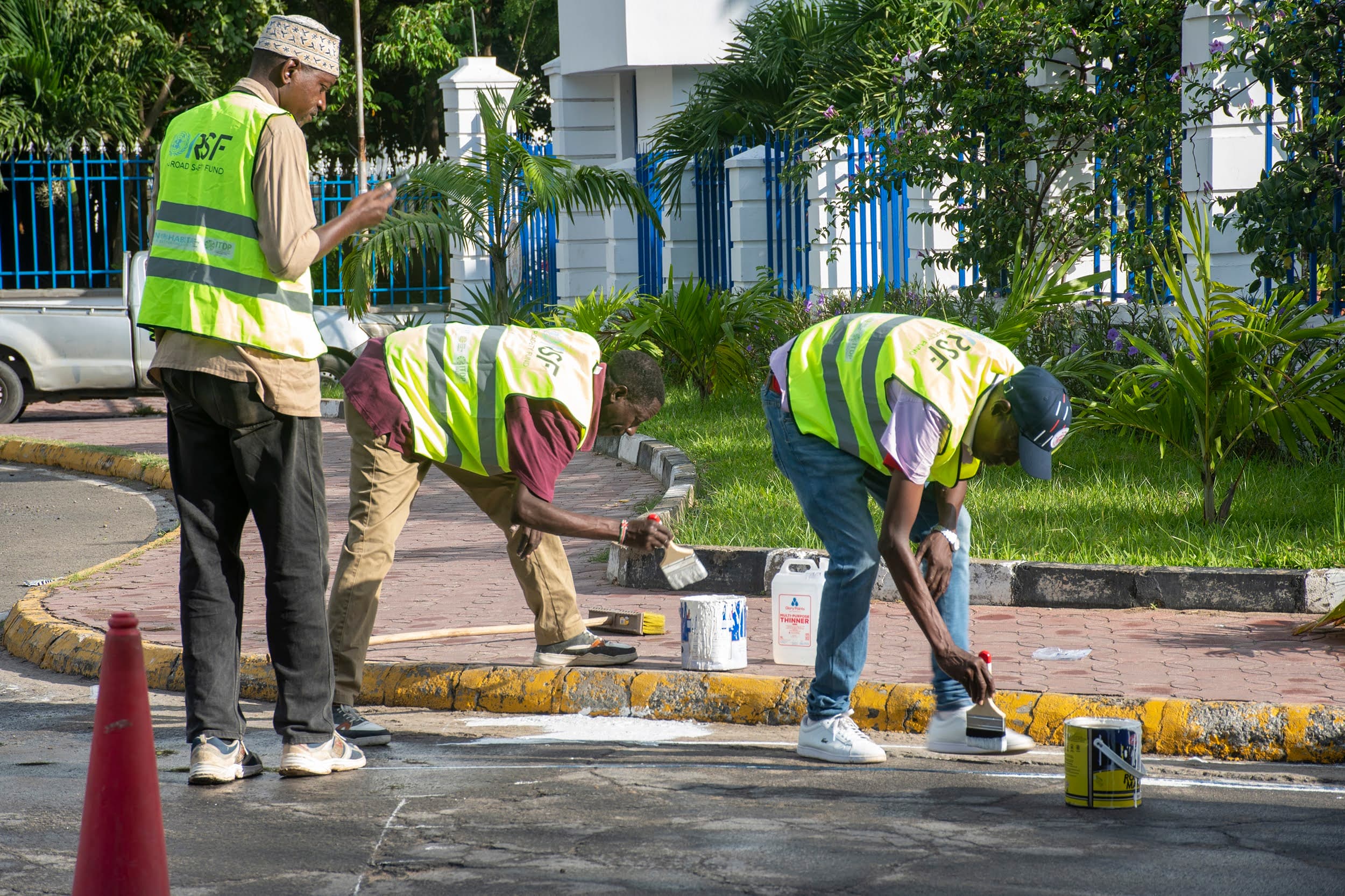 ARUSi road-safety action on a Mombasa street.